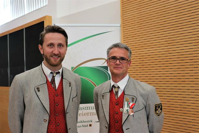 Johannes Tieber (li) und Walter Kohlfürst laden zum Weisenbläsertreffen in St. Marein. | Foto: Edith Ertl
