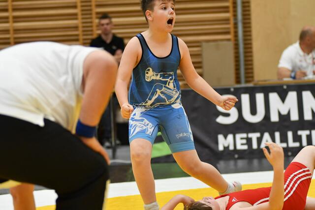 Fabio Marx freut sich über seinen Meistertitel | Foto: Bernhard Walder