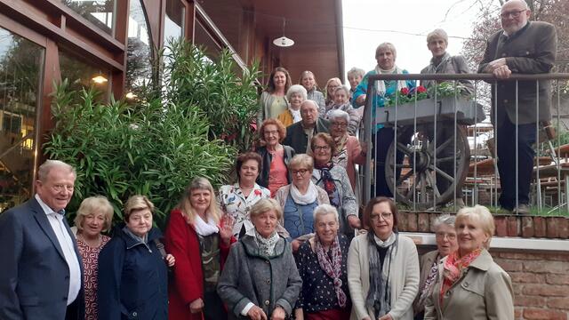 Die Wir Niederösterreicherinnen unternahmen einen Fahrt in das Gloria Theater. | Foto: Privat