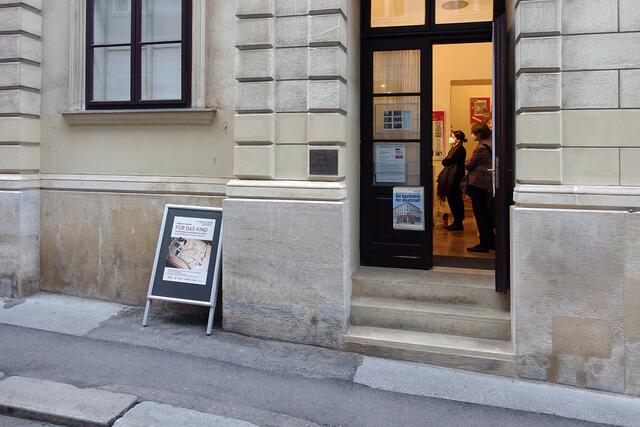 Die Ausstellung "Für das Kind" ist im Bezirksmuseum Josefstadt jeweils mittwochs von 18 bis 20 Uhr sowie sonntags von 10 bis 12 Uhr zu sehen.  | Foto: Helmut Pokornig