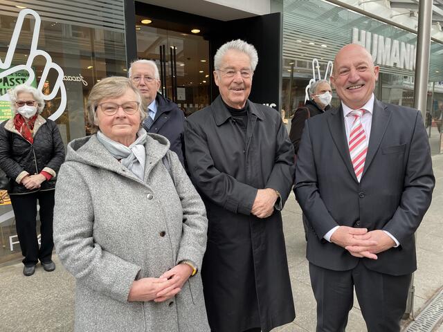 Christine Moravec, Heinz Fischer und Christian Gerzabek (v.l.). | Foto: Kautzky