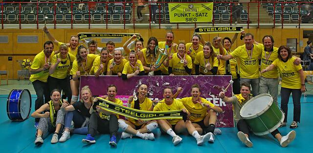 Die siegreichen Volleyballerinnen aus Linz. | Foto: PHOTO PLOHE