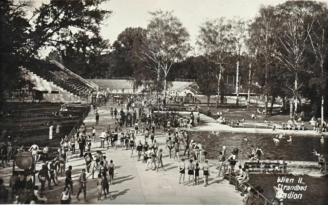 Wie auf dieser Postkarte aus dem Jahr 1932 sieht das Stadionbad mittlerweile nicht mehr aus. | Foto: Bezirksmuseum Leopoldstadt