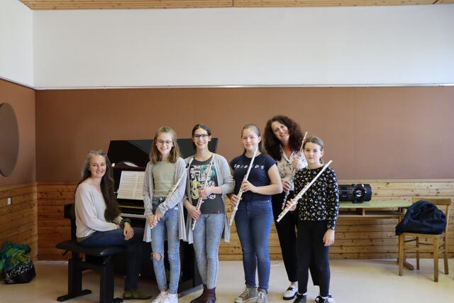 Nya Gabmaier-Cass, Rebekka Steiner, Theresa Zöchling, Katharina Hermann, Rozana Nemeth und Melanie Ledinger. | Foto: Franziska Pfeiffer