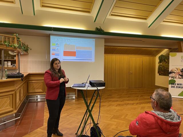 Anna Schaunitzer ist Leiterin der Region Obersteiermark West des Zivilschutzverbandes. Sie betonte, dass es nur eine Frage der Zeit sei, wann ein Blackout unsere Infrastruktur lahmlege. | Foto: Schneeberger