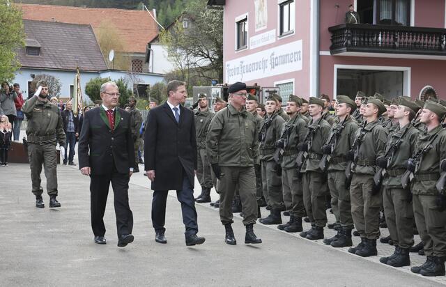 Bürgermeister Karl Dobnigg, Nationalratsabgeordneter Andreas Kühberger und der Steirische Militärkommandant Brigadier Heinz Zöllner (v.l.) | Foto: Österr. Bundesheer