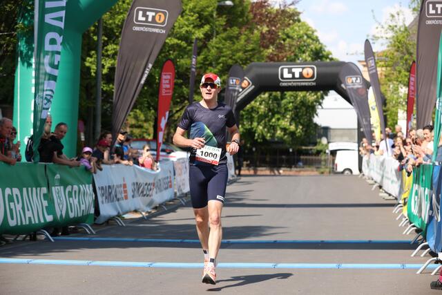 Christian Tortorolo siegte bei den Herren mit einer Zeit von 19:58,50. | Foto: Reischl