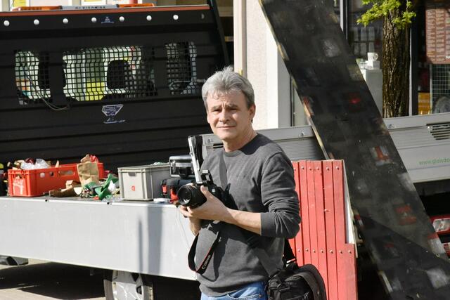 Gemeinderat DI Dr. Helmut Karl Lackner machte viele Fotos von dieser Veranstaltung. | Foto: Gerald Dreisiebner