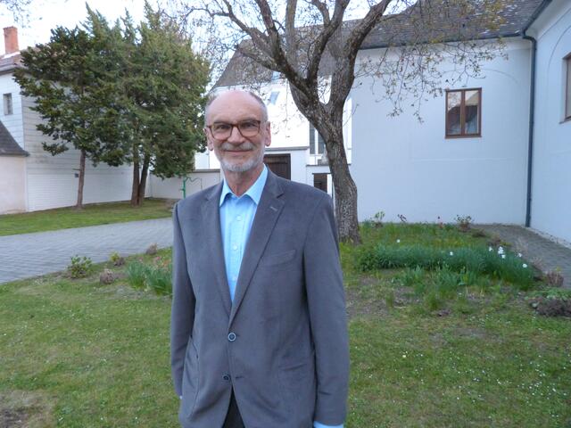 Dr. Sepp Gmasz hielt den Vortrag "Hoch lebe die ehrsame Burschenschaft", am Freitag, den 29. April 2022