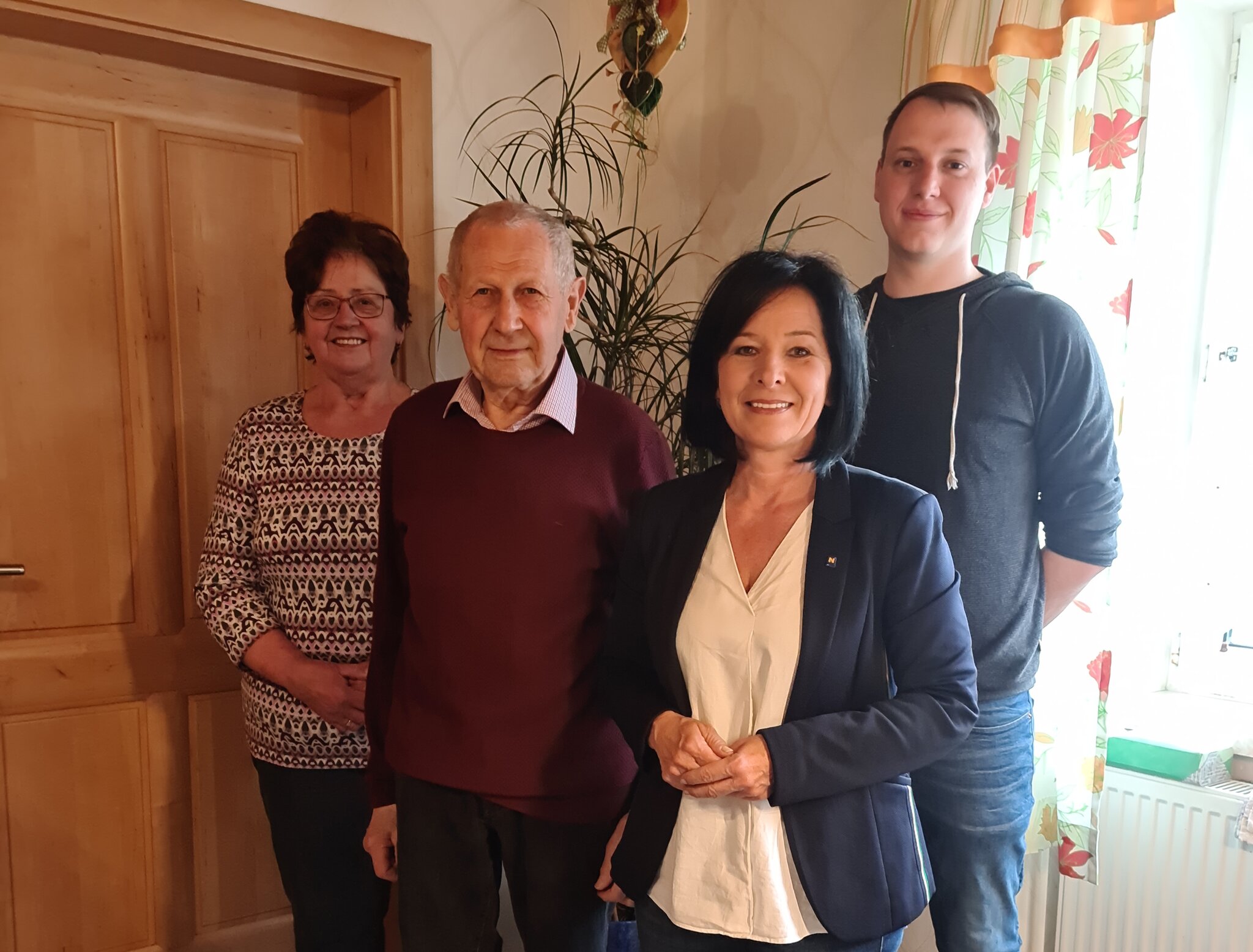 Wultschau Erich Magenschab feiert 80. Geburtstag Gmünd