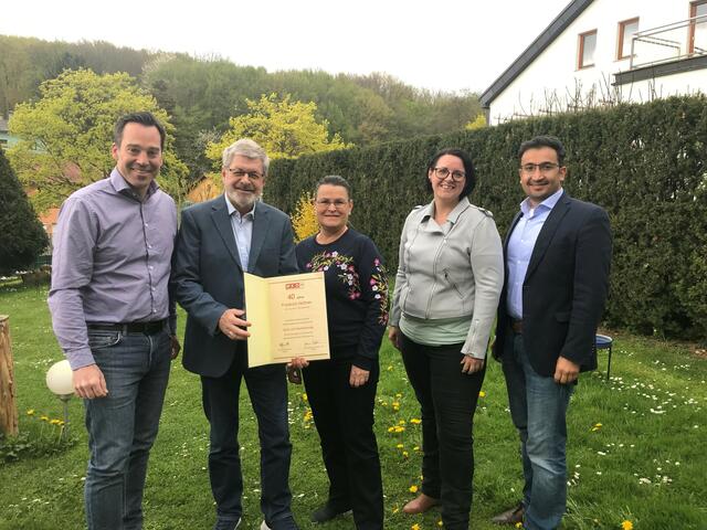 Außenstellenobmann Andreas Kirnberger, Friedrich Heftner, Hedwig Heftner, Ausschussmitglied Sandra Schreiblehner, Außenstellenleiter Ramazan Serttas
 | Foto: Anna Bachler