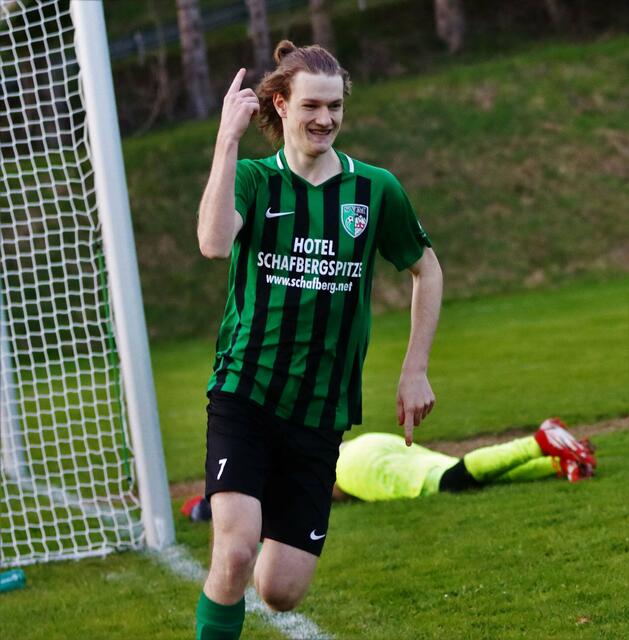 Foto: Fussball-Impressionen vom Salzburger Unterhaus