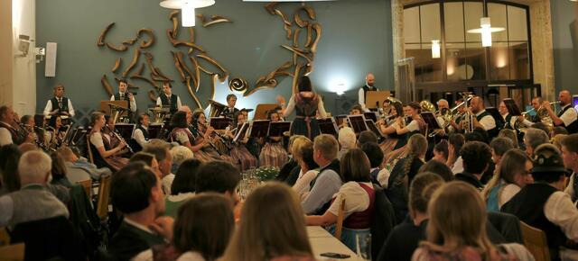 Festkonzert: 120 Jahre Ortsmusikkapelle Obertraun. | Foto: Karina Rastl