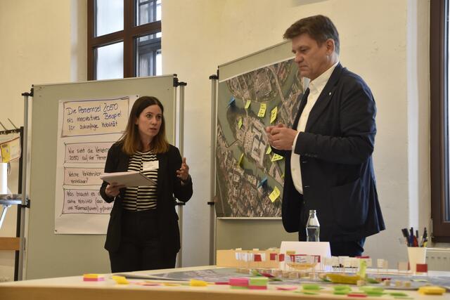 Sarah Untner, Büro "raumsinn" und Andreas Käfer, Traffix Verkehrsplanung, Standort Oberalm. | Foto: Thomas Fuchs