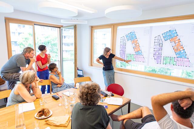 Geplant und entwickelt wurde das Bauprojekt auf partizipative Weise von den Mitgliedern des Projekts "HausWirtschaft" in Zusammenarbeit mit dem Bauträger EGW. | Foto: Luiza Puiu