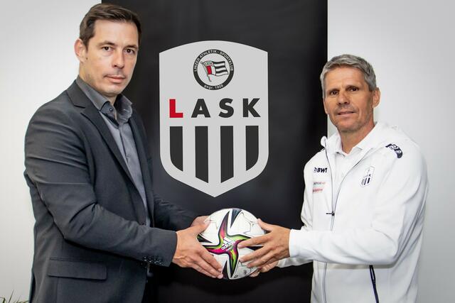 LASK-Sportdirektor Radovan Vujanovic freut sich über den neuen Cheftrainer Didi Kühbauer. | Foto: LASK