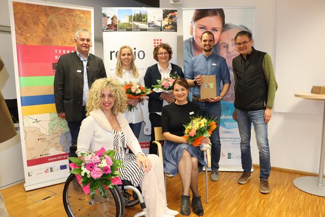 Das Regionalmanagement für den Bezirk Landeck zog eine positive Bilanz: Obmann Helmut Mall, Sandra Careccia, Eva Hergel, Gabriele Juen, Waltraud Handle, Joachim Nigg und Geschäftsführer Gerald Jochum (v.li.). | Foto: Siegele