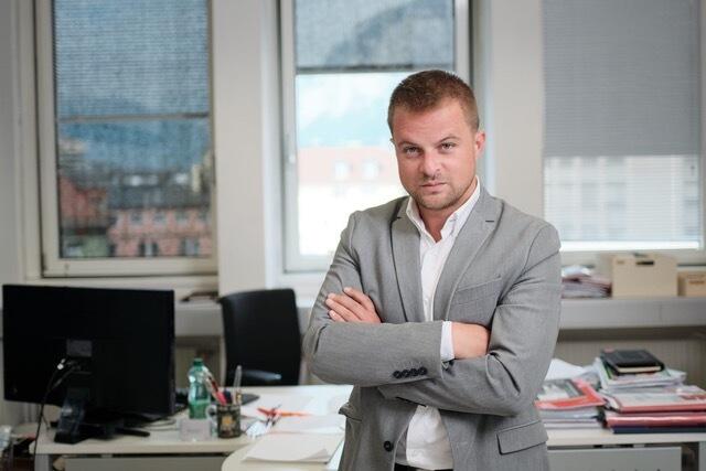 "Von den vollmundigen Versprechen bei Sonntagsreden ist leider wie gewohnt nicht viel übrig geblieben außer leeren Worthülsen.", so PRO-GE Höfler, der ein höheres Arbeitslosengeld fordert.  | Foto: Halbwirth