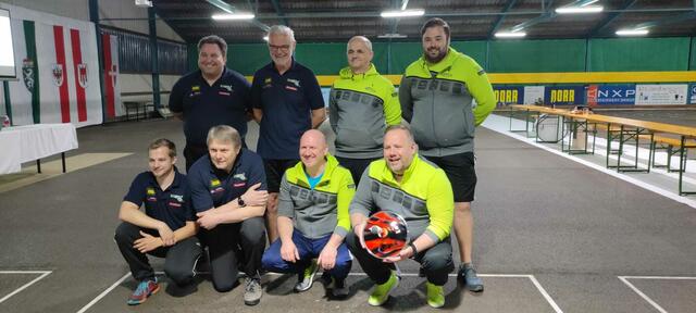 v.l.n.r.: Stefan Maier, Harald Köninger, Claus Kerschner, Karl Baumgartner, Martin Artner, Robert Ressl, Michael Schön, Andreas Steinauer | Foto: Karl Baumgartner