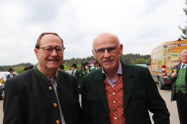 Vasoldsbergs Bgm. a.D. Josef Baumhackl und Kainbachs Bgm. a.D. Manfred Schöninger | Foto: Edith Ertl