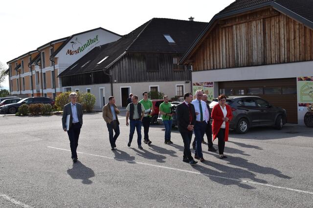 Der Erhalt der alten Obstbäume in unserer Region stand am Mostlandhof in Schauboden im Fokus. | Foto: Roland Mayr