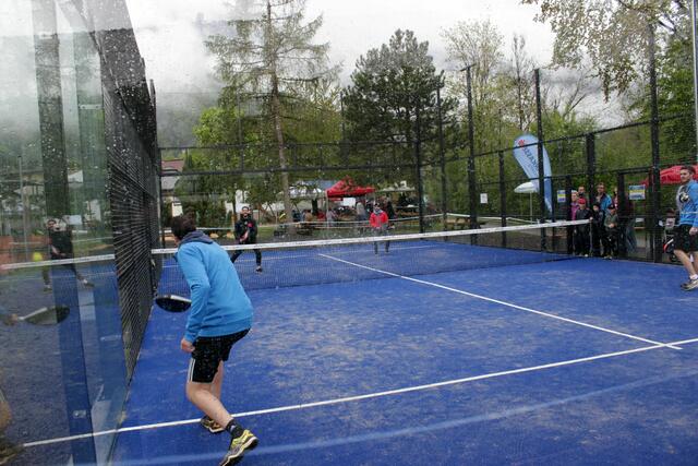 Padel ist ein Sport für alle: Groß und klein – Jung und Alt. Der Tennisclub Kramsach freut sich auf rege Beteiligung.   | Foto: Matthias Auer.