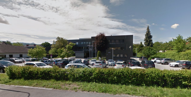 Das Slowenische Gymnasium Klagenfurt wurde heute vor 65 Jahren gegründet | Foto: Google Maps Street View &amp; 360°-Fotos/Prof.-Janezic-Platz