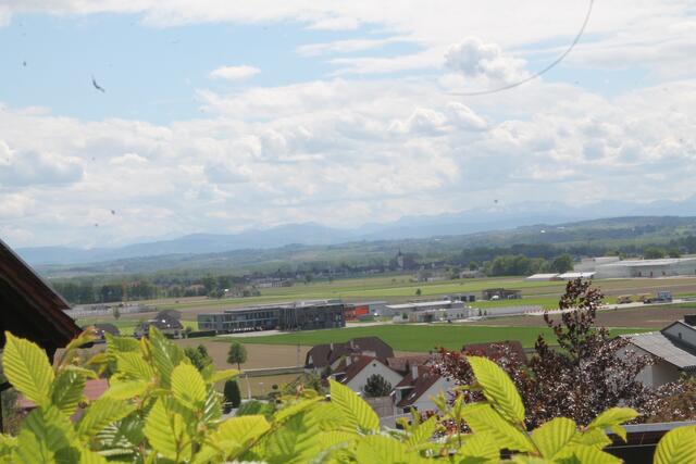 Blick auf das Technologiezentrum Perg, das bei der Langen Nacht der Forschung mitmacht. | Foto: BRS