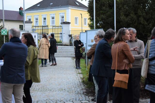 Eröffnung der Ausstellung "Zwischenräume" im Rahmen der Veranstaltungsreihe "dialog:erinnern"
