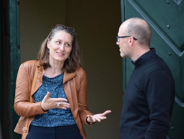 Eröffnung der Ausstellung "Zwischenräume" im Rahmen der Veranstaltungsreihe "dialog:erinnern": Michaela Niklas und Christian Rabl