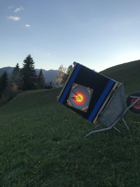 Die Trainingsanlage zu Hause in Dellach/Drau bietet nun sogar Flutlicht. | Foto: Foto: privat