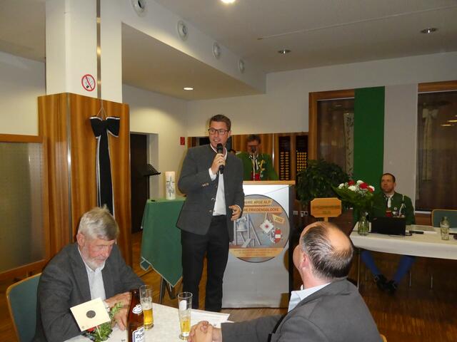 Ansprache der Ehrengäste (Bgm. Christian Härting) | Foto: Schützenkompanie Telfs