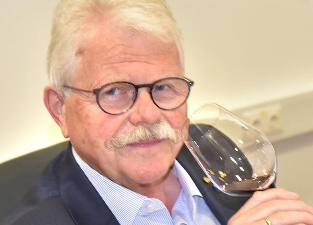 Willi Hirsch ist vom Jahrgang 2021 begeistert. | Foto: Herbert Schleich