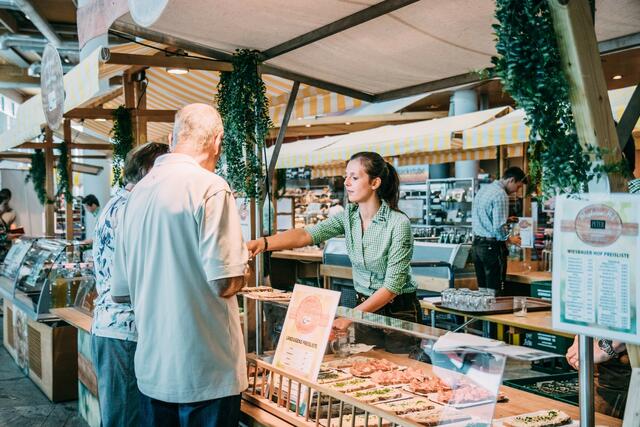 Beim dritten Mostfest im max.center Wels sind wieder viele regionale Produzenten mit dabei.  | Foto: max.center