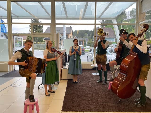 Die "Kellerstöckl Musi" sorgte am ersten Abend für die musikalische Umrahmung. | Foto: RMS