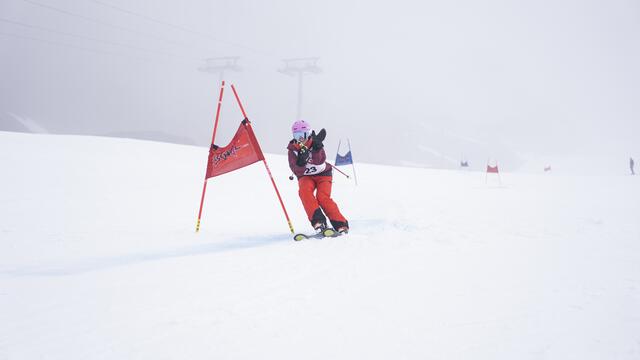 Stefanie Salner kämpfte sich beim Betriebsskirennen der Silvrettaseilbahn AG auf Platz 1. | Foto: © Silvrettaseilbahn AG