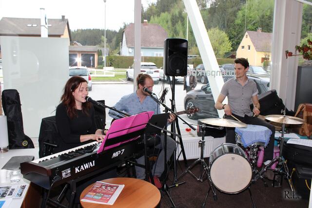 Die Gruppe "Annagramm" war am zweiten Abend für die Musik zuständig. | Foto: Lederer