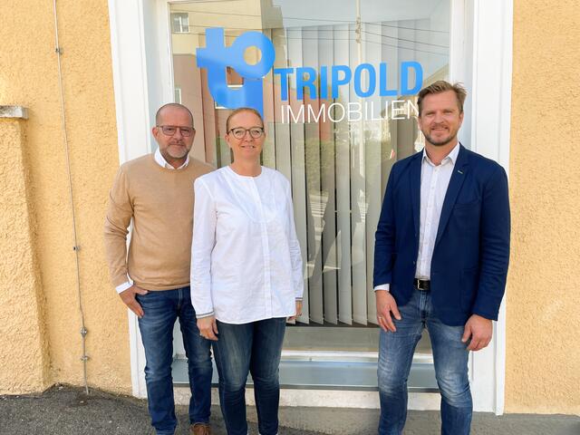 Der vierte Tag der WKO-Tour führte Regionalstellenleiter Viktor Larisegger (r.) durch Waltendorf, Ries und Mariatrost, unter anderem zu Tripold Immobilien unter Natascha Tripold-Pototschnig (2.v.l.).