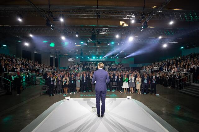 Spekulationen über eine Rückkehr in eine politische Funktion dementierte Kurz.