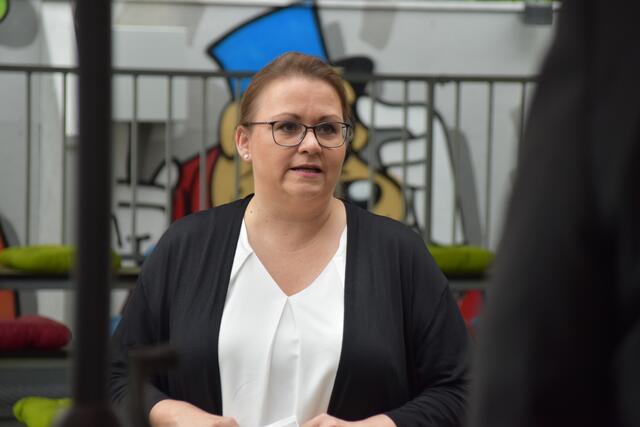 „Die Aktion ‚e5-Jugend fährt E-Moped‘ ist die perfekte Möglichkeit das Umweltbewusstsein in den Gemeinden zu schärfen", erklärt Iris Kahn. | Foto: Barbara Fluckinger