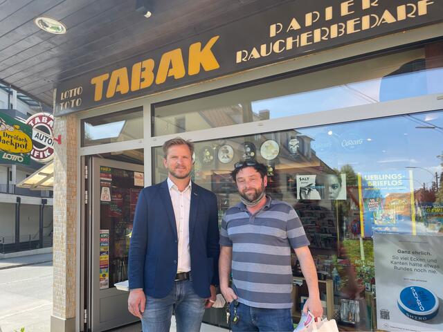 Markus Knapp (l.) erzählte von seinem Alltag als Trafikant in Waltendorf.