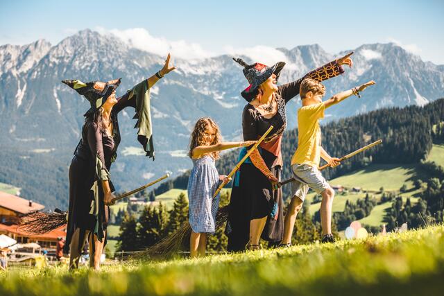 Die Hexen aus Söll feiern heuer bereits ihr 20-jähriges Jubiläum!  | Foto: TVB Wilder Kaiser/Mathäus Gartner