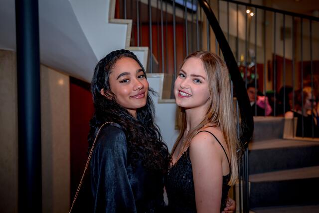 Bestens gelaunt: Mariama und Felicia