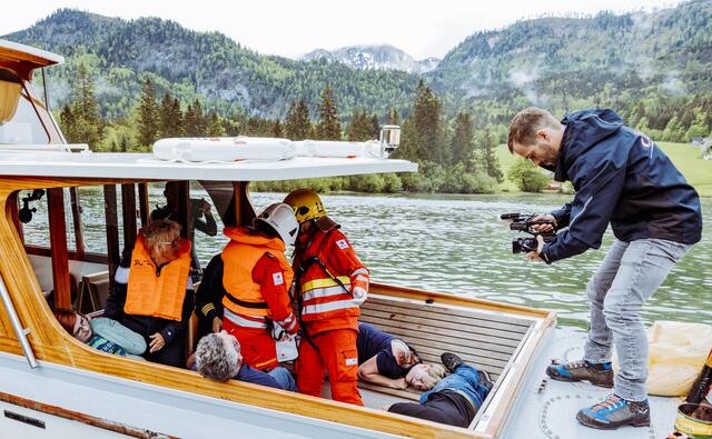 ServusTV begleitete die Großübung am Grundlsee – zu sehen in "Servus am Abend" am Montag um 18.05 Uhr. | Foto: ServusTV/Manuel Seeger