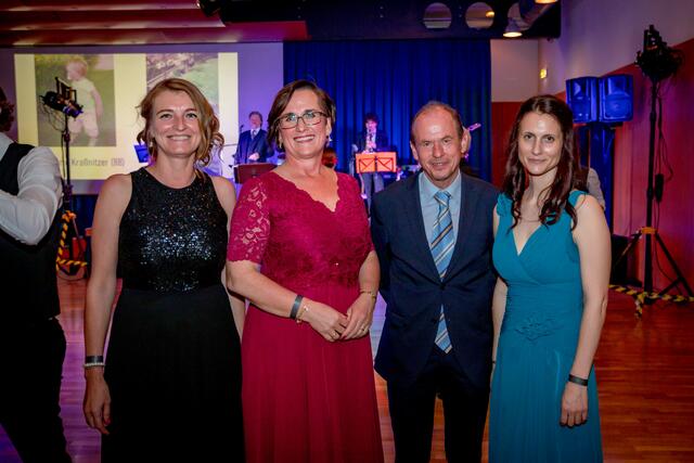 Lehrerkollegium: Sabine Grünanger, Direktorin Sabine Weber, Otto Sgonc und Marina Rebernig.