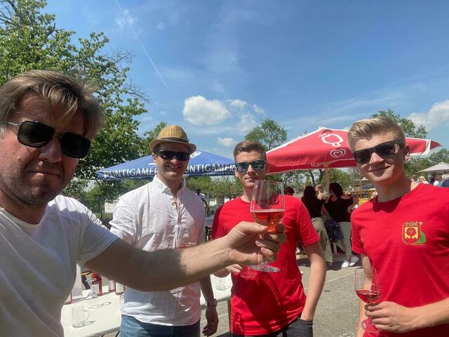 Gute Stimmung herrschte beim ersten Frühjahrsmarkt in Schandorf. | Foto: Bernhard Herics