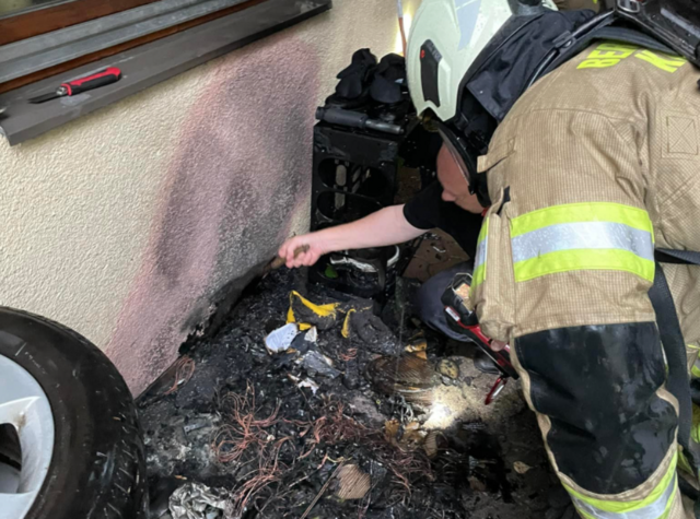 Ein Blitz schlug in ein Klagenfurter Einfamilienhaus ein.