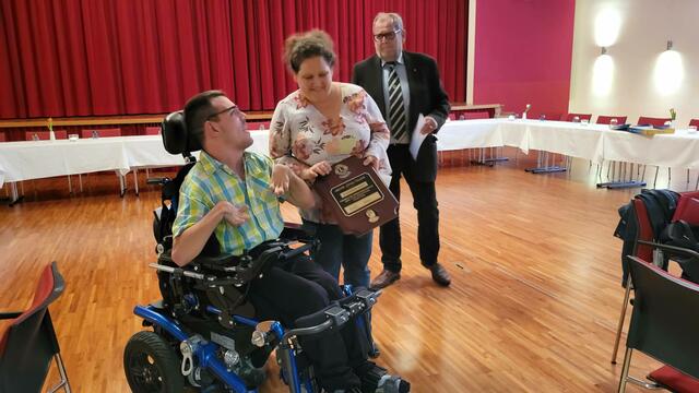 Lisa Eckel Melvin Jones Fellow Award Lions Club: Ein besonderer Award für einen ...