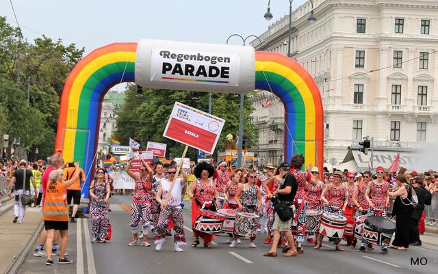 Wiener Regenbogenparade 2022