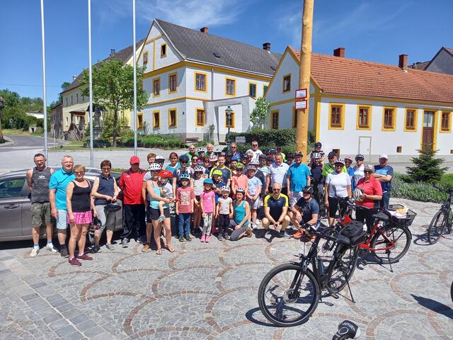 Gruppenbild vor der Abfahrt | Foto: Martin Geiswinkler